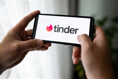 tinder 月額